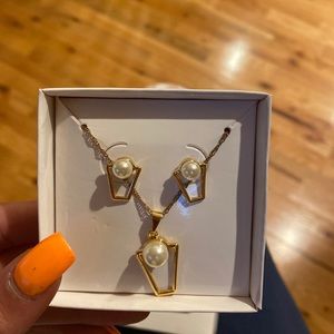 Pearl necklace and earrings